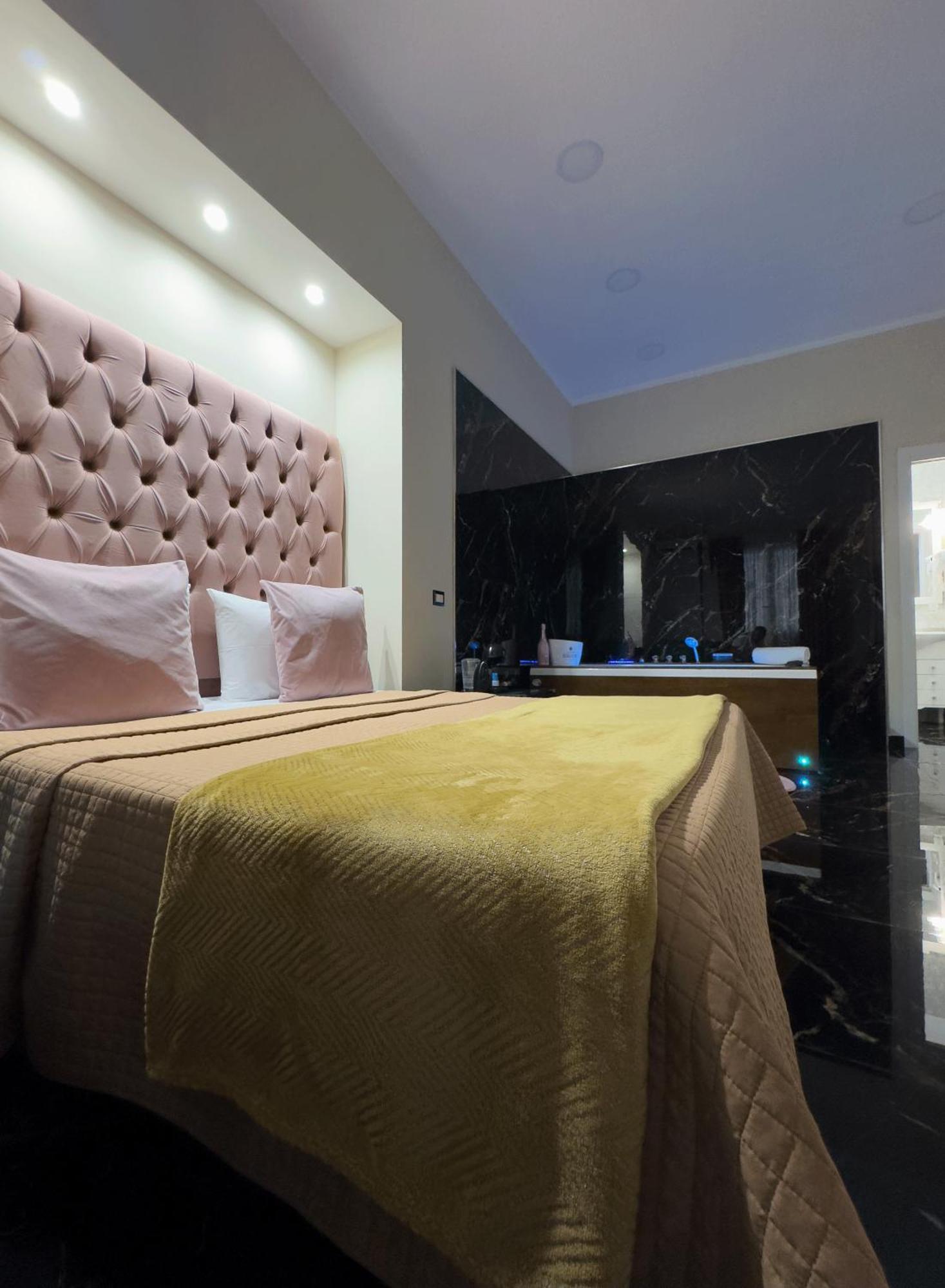 My Luxury Bed and Breakfast Νάπολη Εξωτερικό φωτογραφία